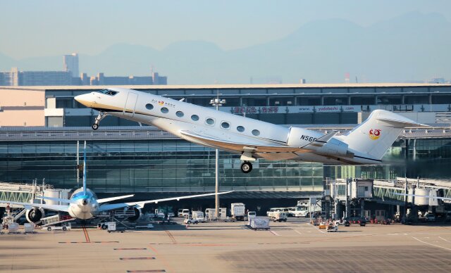 航空フォト：N566NS 南山公務 