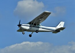 あさかわさんが、八尾空港で撮影した朝日航空 172Pの航空フォト（飛行機 写真・画像）