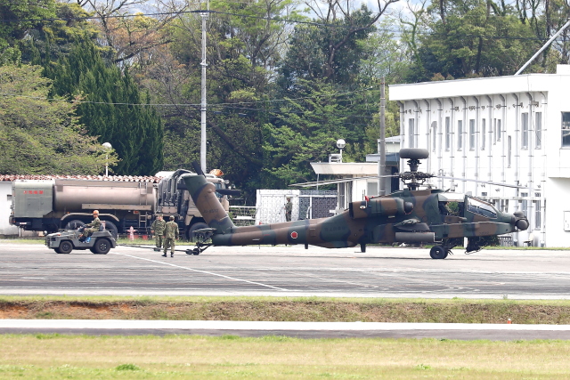 Zakiyamaさんが、熊本空港で撮影した陸上自衛隊 AH-64Dの航空フォト（飛行機 写真・画像）