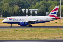 ななにさんが、ベルリン・テーゲル空港で撮影したブリティッシュ・エアウェイズ A319-131の航空フォト（飛行機 写真・画像）