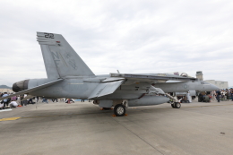 機体記号 : 168465 (アメリカ海軍) 航空機体ガイド | FlyTeam