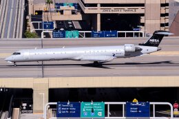 Snowman☃️さんが、フェニックス・スカイハーバー国際空港で撮影したメサ・エアラインズ CL-600-2D24 Regional Jet CRJ-900ERの航空フォト（飛行機 写真・画像）