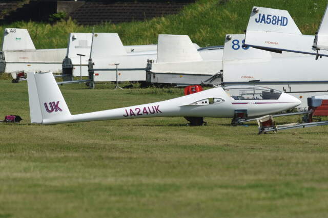 kumagorouさんが、板倉滑空場で撮影した日本個人所有 LS4の航空フォト（飛行機 写真・画像）