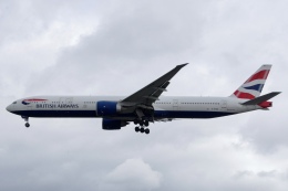 JA8943さんが、ロンドン・ヒースロー空港で撮影したブリティッシュ・エアウェイズ 777-336/ERの航空フォト（飛行機 写真・画像）