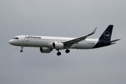 採れたてほしいもさんが、フランクフルト国際空港で撮影したルフトハンザドイツ航空 A321-271NXの航空フォト（飛行機 写真・画像）