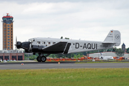 ヘキサゴンさんが、ベルリン・シェーネフェルト空港で撮影したルフトハンザドイツ航空 Ju 52/3mの航空フォト（飛行機 写真・画像）