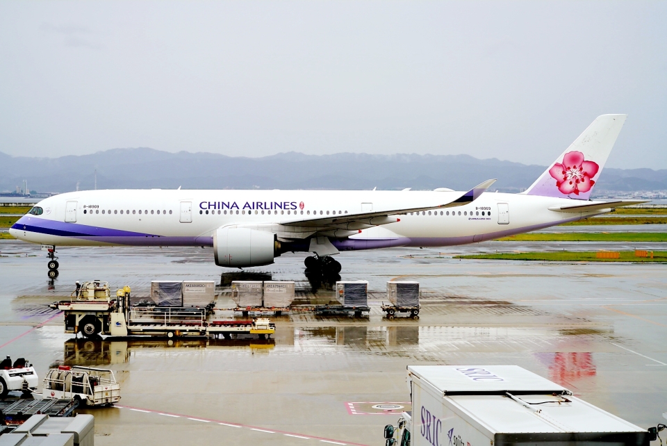 CHINA AIRLINES A350-900 チャイナエアライン 中華航空 チャイナエアライン Airbus A350-900 B-18912 成田国際空港 航空