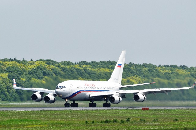 イリューシン Il-96 成田国際空港 航空フォト(飛行機 写真・画像