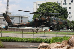 A.Tさんが、八尾空港で撮影した陸上自衛隊 AH-64Dの航空フォト（飛行機 写真・画像）