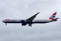 JA8943さんが、ロンドン・ヒースロー空港で撮影したブリティッシュ・エアウェイズ 777-336/ERの航空フォト（飛行機 写真・画像）