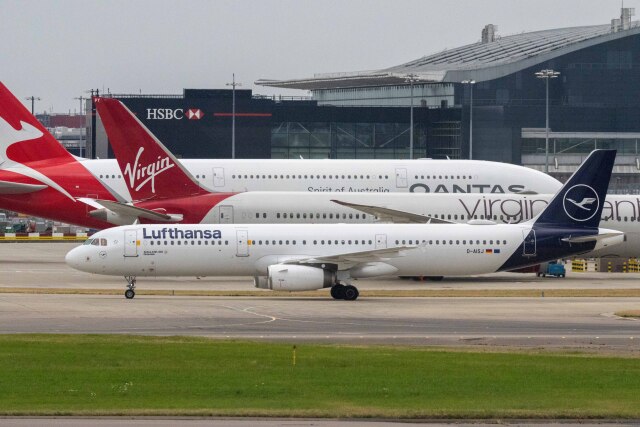 ロンドン・ヒースロー空港 - London Heathrow Airport [LHR/EGLL]で撮影されたロンドン・ヒースロー空港 - London Heathrow Airport [LHR/EGLL]の航空機写真