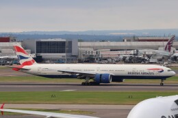 boeing7779xさんが、ロンドン・ヒースロー空港で撮影したブリティッシュ・エアウェイズ 777-36N/ERの航空フォト（飛行機 写真・画像）