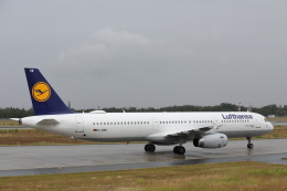 安芸あすかさんが、フランクフルト国際空港で撮影したルフトハンザドイツ航空 A321-231の航空フォト（飛行機 写真・画像）