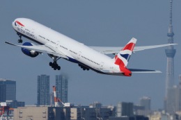ぶっさんさんが、羽田空港で撮影したブリティッシュ・エアウェイズ 777-336/ERの航空フォト（飛行機 写真・画像）