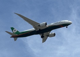 MOHICANさんが、福岡空港で撮影したエバー航空 787-9の航空フォト（飛行機 写真・画像）