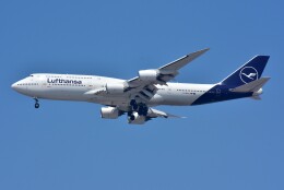航空フォト：D-ABYC ルフトハンザドイツ航空 747-8