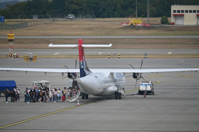 JU エアセルビア航空 Aviationtag ATR72-212 Aviationtag X Air Serbia | Unique Aircraft Skin Tags