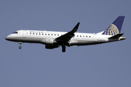planetさんが、ワシントン・ダレス国際空港で撮影したメサ・エアラインズ ERJ-170-200 LR (ERJ-175LR)の航空フォト（飛行機 写真・画像）