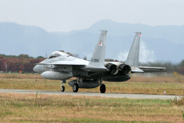 築城基地の撮影スポット「エプロン」で、m,s mitubatiさんが撮影した飛行機の写真です。