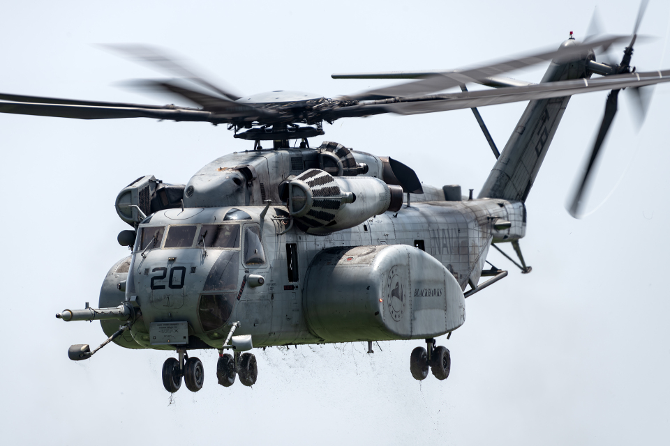 Ukiページ アメリカ海軍 Sikorsky CH-53E/53K/MH-53E 164767 厚木飛行場