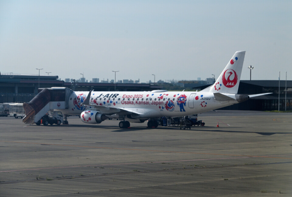 J-AIR じゃう JAL EMBRAER 190 日本航空 JA252J JC
