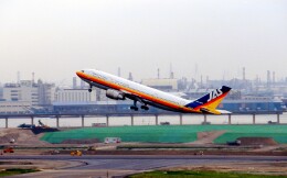 LEVEL789さんが、羽田空港で撮影した日本エアシステム A300B2K-3Cの航空フォト（飛行機 写真・画像）