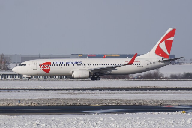 北斗星さんが、ヴァーツラフ・ハヴェル・プラハ国際空港で撮影したチェコ航空 737-86Nの航空フォト（飛行機 写真・画像）