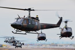 わだつみさんが、明野駐屯地で撮影した陸上自衛隊 UH-1Jの航空フォト（飛行機 写真・画像）