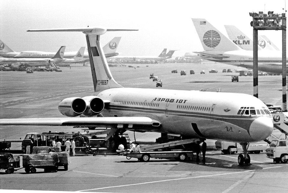 アエロフロート・ソビエト航空 Ilyushin Il-62 CCCP-86697 羽田