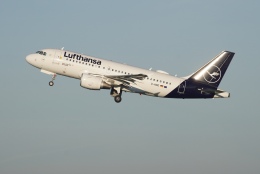 航空フォト：D-AIBE ルフトハンザドイツ航空 A319