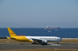 航空フォト：9V-DHB DHL 777-200