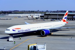 メルシーボクーさんが、成田国際空港で撮影したブリティッシュ・エアウェイズ 777-336/ERの航空フォト（飛行機 写真・画像）