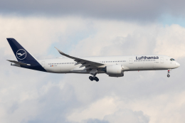 walker2000さんが、シアトル タコマ国際空港で撮影したルフトハンザドイツ航空 A350-941の航空フォト（飛行機 写真・画像）
