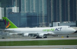 twinengineさんが、香港国際空港で撮影したACTエアラインズ 747-428F/ER/SCDの航空フォト（飛行機 写真・画像）