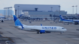 zero1さんが、関西国際空港で撮影したユナイテッド航空 737-824の航空フォト（飛行機 写真・画像）