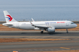 きんめいさんが、中部国際空港で撮影した中国東方航空 A320-251Nの航空フォト（飛行機 写真・画像）