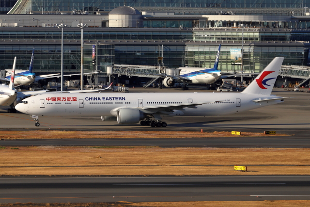 機体記号 : B-7347 (中国東方航空) 航空機体ガイド | FlyTeam