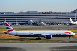 メルシーボクーさんが、羽田空港で撮影したブリティッシュ・エアウェイズ 777-336/ERの航空フォト（飛行機 写真・画像）