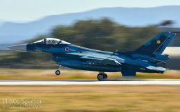 築城基地の撮影スポット「RW北側」で、H-60s Spotterさんが撮影した飛行機の写真です。