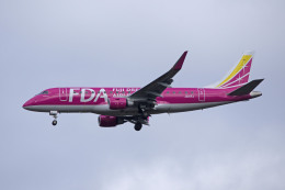 apphgさんが、静岡空港で撮影したフジドリームエアラインズ ERJ-170-200 (ERJ-175STD)の航空フォト（飛行機 写真・画像）