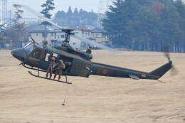 ワニくんさんが、習志野演習場で撮影した陸上自衛隊 UH-1Jの航空フォト（飛行機 写真・画像）