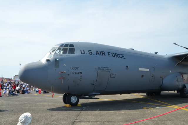 たそぐんさんが、横田基地で撮影したアメリカ空軍 C-130J-30 Herculesの航空フォト（飛行機 写真・画像）