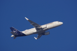 JA8037さんが、フランクフルト国際空港で撮影したルフトハンザドイツ航空 A320-214の航空フォト（飛行機 写真・画像）