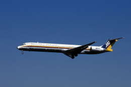 ハウスマン　B737-400 とMD-81 のソリッドモデルの2機セット Amazon.co.jp: JAS DC-9 / MD-81 2機セット : おもちゃ