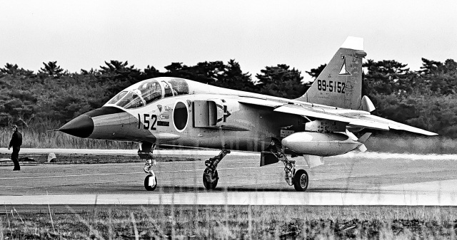 航空フォト(飛行機 写真・画像) 検索条件：1979-04-19〜1979-04
