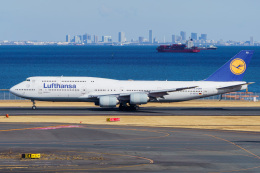 航空フォト：D-ABYG ルフトハンザドイツ航空 747-8