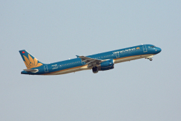 航空フォト：VN-A396 ベトナム航空 A321