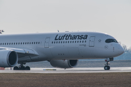 gomaさんが、ミュンヘン・フランツヨーゼフシュトラウス空港で撮影したルフトハンザドイツ航空 A350-941の航空フォト（飛行機 写真・画像）