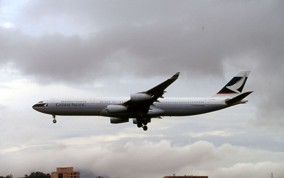 キャセイパシフィック航空 A340-300 航空写真(フォト・画像)：キャセイパシフィック航空 Airbus A340