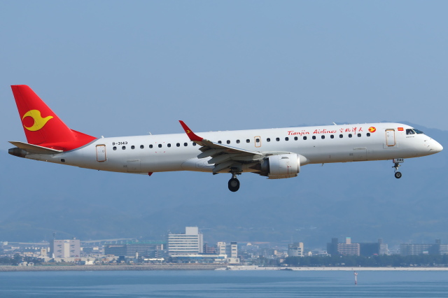 天津航空 機材一覧 エンブラエル190 | FlyTeam(フライチーム)